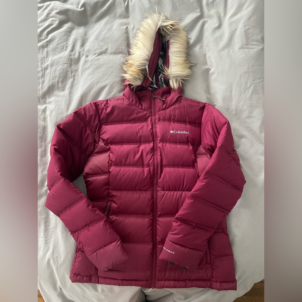 M Women’s Columbia Jacket